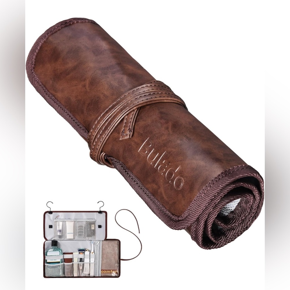 NWOT Bulardo Toiletry Travel Essential Bag for Men with Hanging Hooks Brown